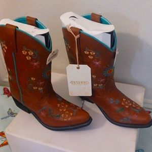 Shyanne Girls' Floral Embroidery Western Boots size